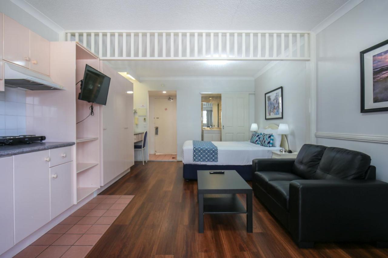 Toowong Central Motel Apartments Бризбейн Екстериор снимка