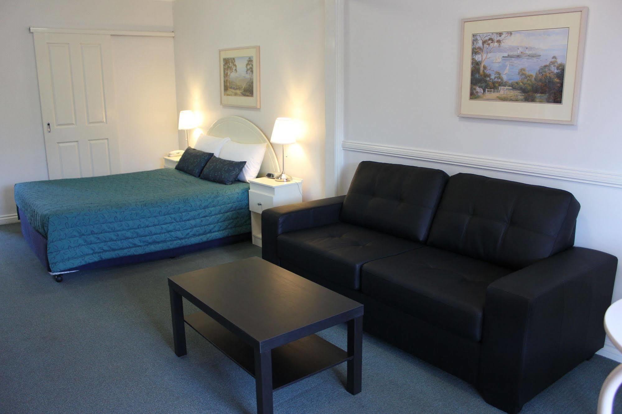 Toowong Central Motel Apartments Бризбейн Екстериор снимка